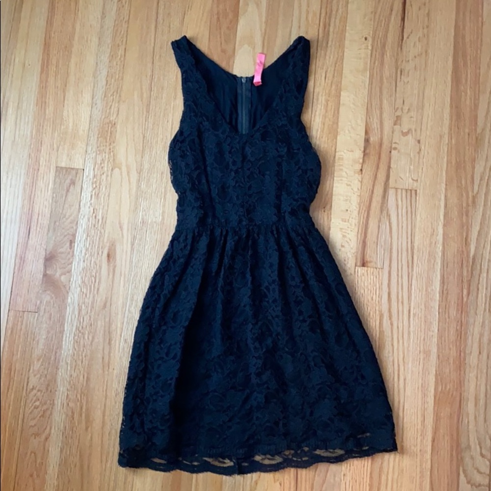 Black lace sleeveless short dress. Size medium.